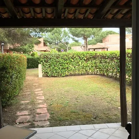 Baia Dei Delfini Hotel apartamentowy 3*