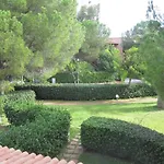 Hotel apartamentowy Baia Dei Delfini