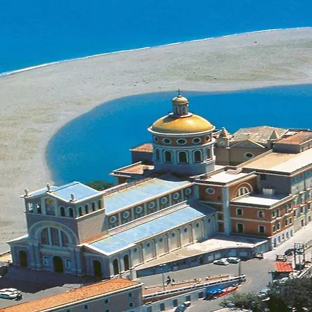 Aparthotel Baia Dei Delfini Furnari