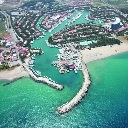 Baia Dei Delfini Hotel apartamentowy