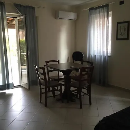 Baia Dei Delfini Lägenhetshotell
